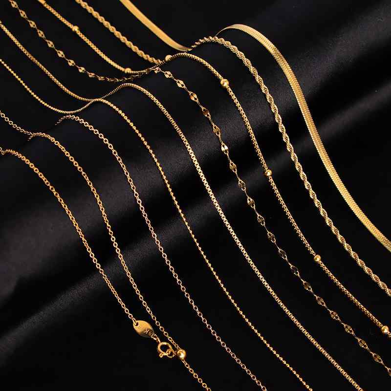 レイヤード ネックレス 重ね付け おしゃれ レイヤード ネックレス 重ね付け おしゃれ 工場は チタン 鋼の ネックレスの 女性 o 字 鎖の 唇の 鎖を まっ...