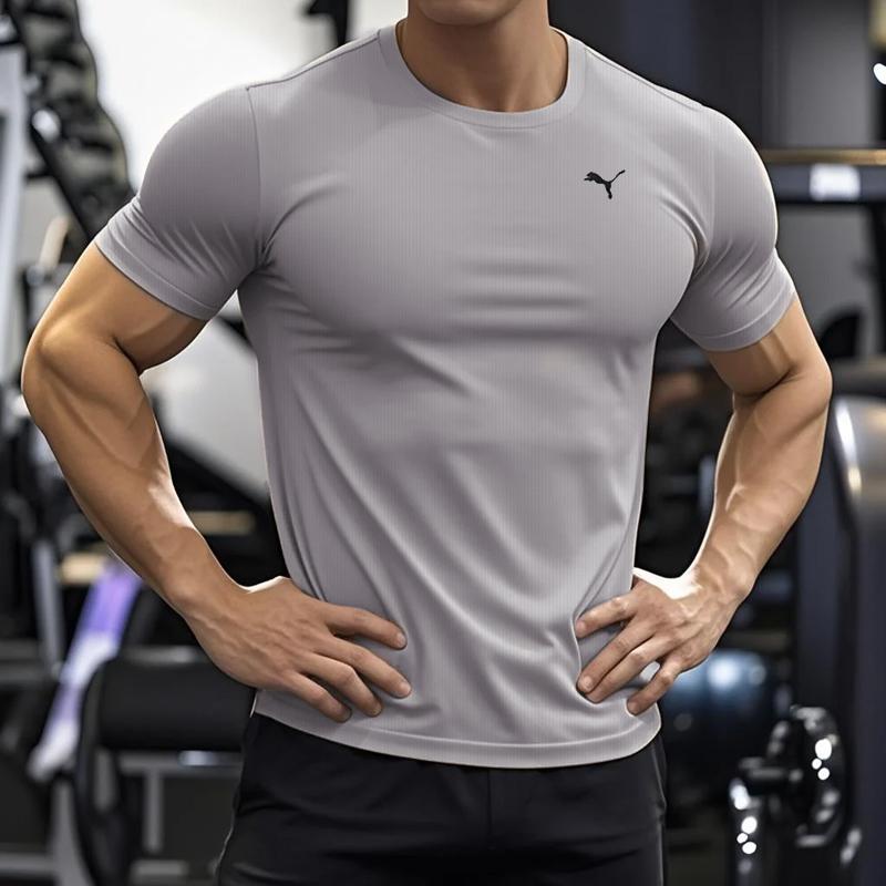 吸汗速乾 接触冷感 ひんやり 涼しい ランニングウェア　スポーツ　メンズ PUMA プーマ 速乾 Tシャツ メンズ 夏 紳士用 半袖 ランニング トレーニング スポーツウェア 520759