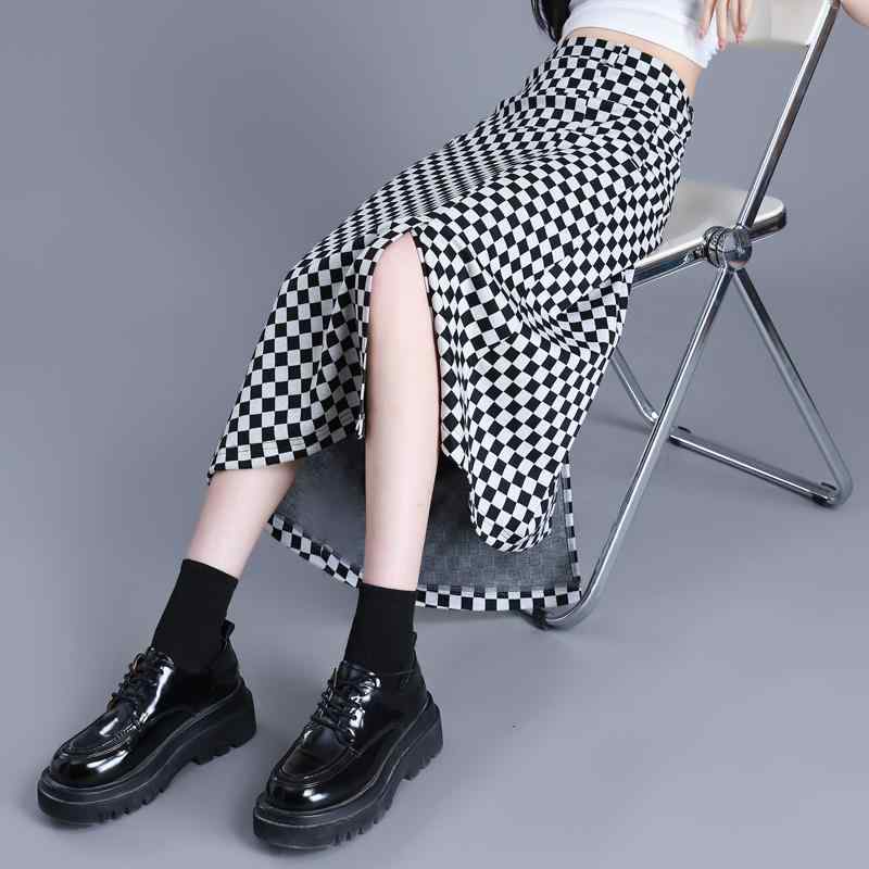 チェックスカート カジュアル マキシスカート 体型カバー 大人かわいい チェック柄　かわいいスカート レディース 黒と 白の チェック 柄 スカート 2025新 ロング 春秋 aライン 小さい