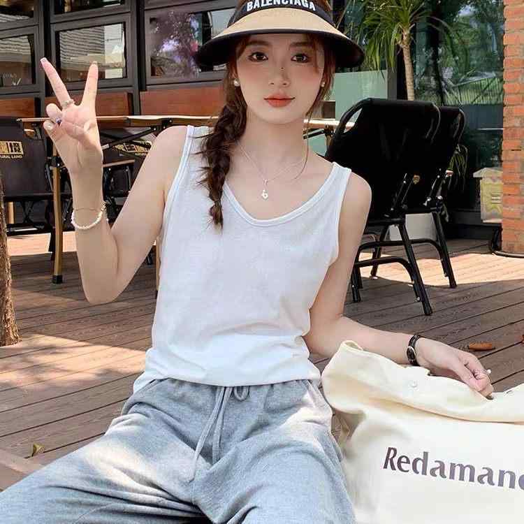 トップス 女性用 シンプル 無地 大人カワイイ Vネック　キャミソール　ノースリーブ 0418【 胸囲 96】 ..