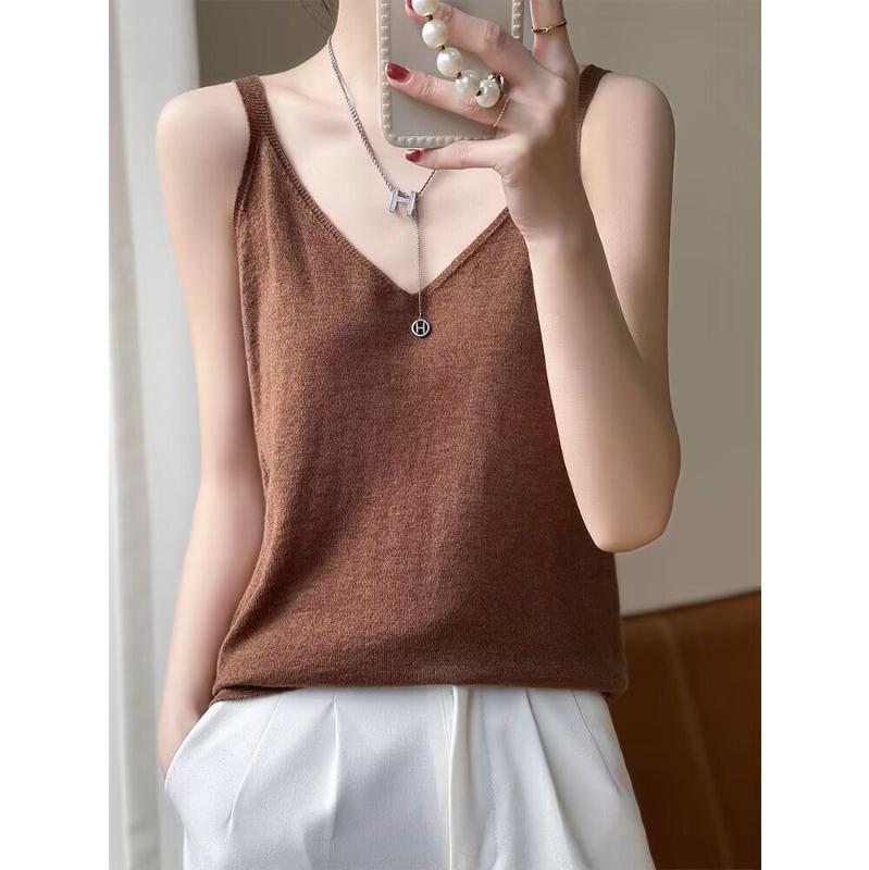 トップス 女性用 シンプル 無地 大人カワイイ Vネック　キャミソール　タンクトップ カウンター テール..
