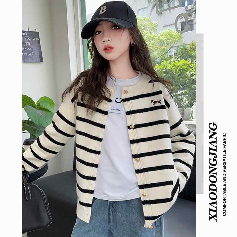 トップス 防寒 かわいい 暖かい シンプル 子供服 セーター ニット 女の子 セーター カーディガン コート 春秋 2025 スタイル中と 大きいサイズ 子供の...