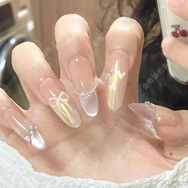 ワンホンネイル グラデーション ワンカラー シンプルネイル ネイル アート パッチ 猫の ガラスの ピンクゴールドの 目が 点滅 する 手 描きの 弓 Xiaohongshu 同じ ネイルアートを 着用 します