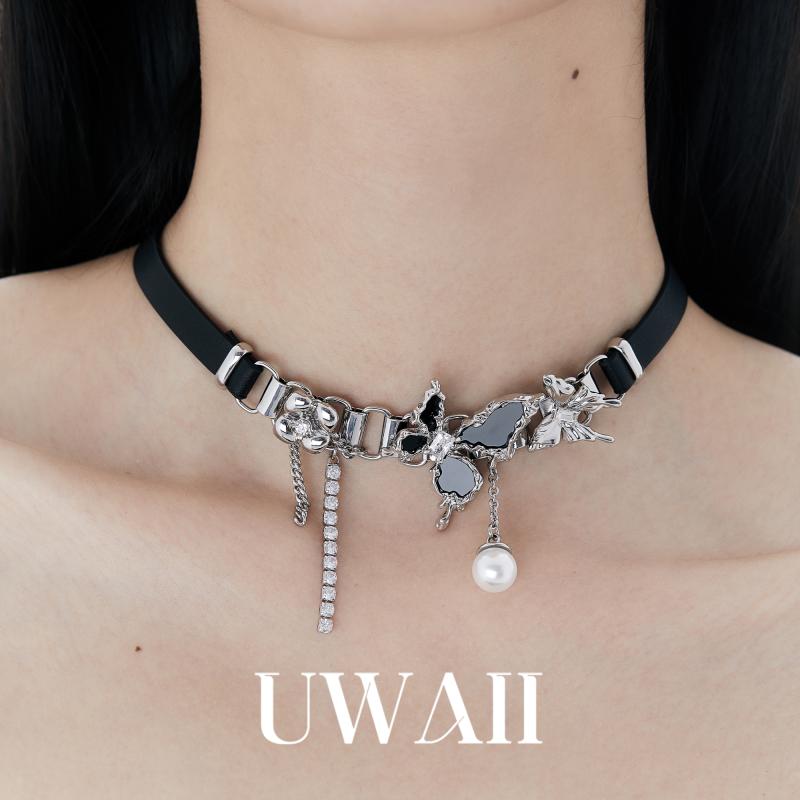 シンプル 短め カジュアル おしゃれ Y2K チョーカー　ネックレス　レディース UWAII エイリアン バタフ..