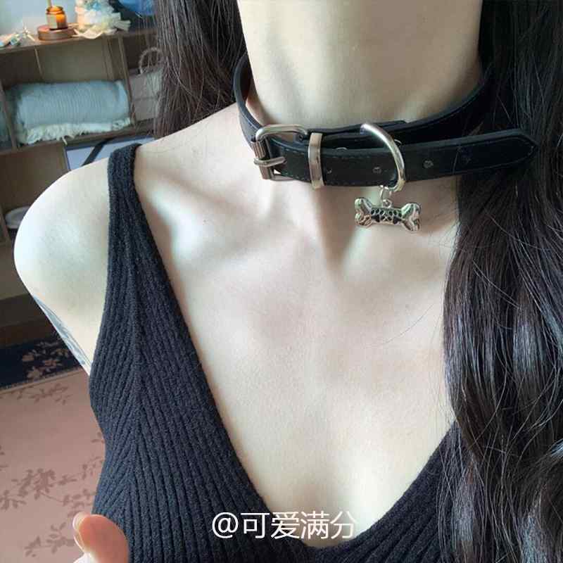 シンプル 短め カジュアル おしゃれ チョーカー　アクセサリー　レディース 子犬は いい よ 甘くて クールな 黒の チョーカー 犬の 骨の ネックレス サブカルチャー パンク ホット ガール 女性