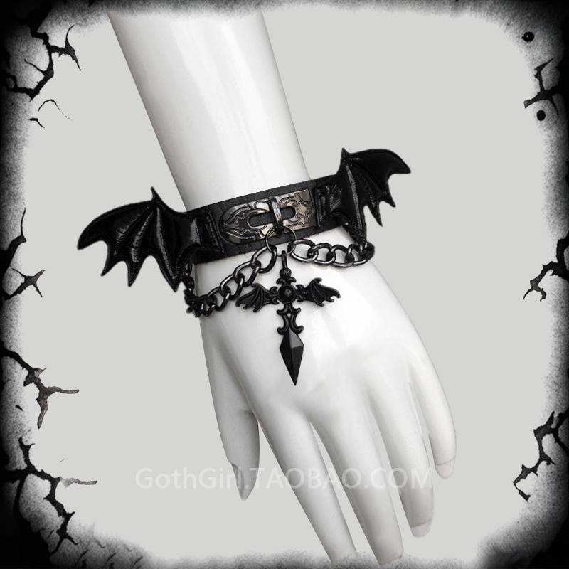 シンプル 短め カジュアル おしゃれ チョーカー　アクセサリー　レディース Y2K ゴシック サブカルチャー チェーン クロス デビルウィング ブレスレット ダーク パンク レザーブレスレット 個性的な ハンド アクセサリー