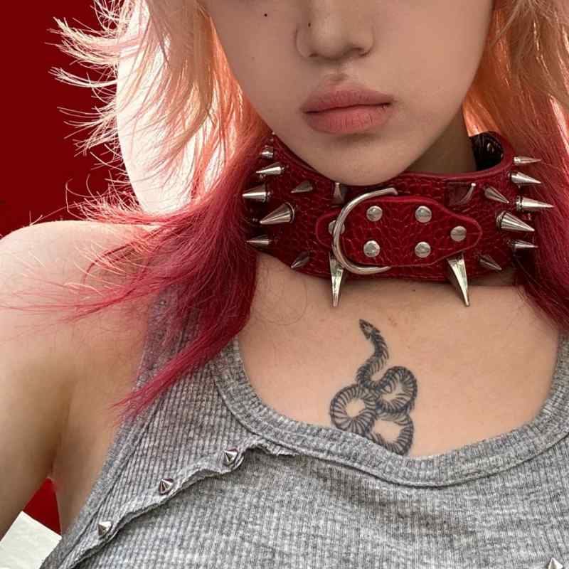 シンプル 短め カジュアル おしゃれ Y2K チョーカー　ネックレス　レディース 27 Usr 凹面 形状 スパイク スタッズ レザー 首輪 サブカルチャー パンク ネック チェーン 鎖骨 メンズ レディース チョーカー