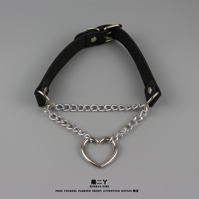 ゴシック調 レザー シンプル 短め カジュアル チョーカー　アクセサリー　レディース 窒息 防止 首輪 女性用 M 金属 チェーン 引き締め パンク スタイル k 8 9 子犬用 牽引 ロープ チョーカー ネック ストラップ