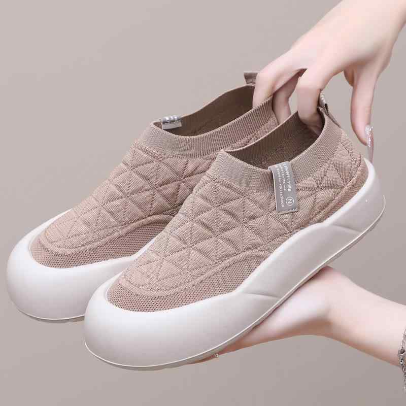 滑り止め ソフトボトム クッション スリッパ　シューズ　カジュアル 春の 布 靴 女性用 ワン ステップ 滑り止め カジュアル シューズ 快適 マザー 通気性の ある ソフト ソール ウォーキング