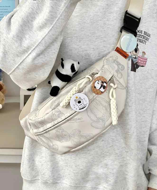 楽天バランスケア　楽天市場店大容量 クロスボディ 韓国 ショルダー レディース　バッグ　カジュアル フランスの CherrieK 和風 シンプル 小型 バッグ 女性用 メッセンジャーバッグ 学生 スタイル スポーツ チェスト