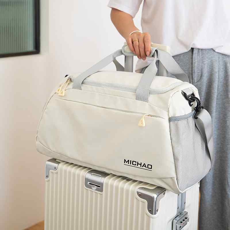 おしゃれ カジュアル 大容量 軽い バッグ　ハンドバッグ　トラベル レディース大容量 トラベル バッグ 軽量短 距離 旅行 乾 湿 分離 取り外し 可能 荷物 マタニティ スポーツおよび フィットネス