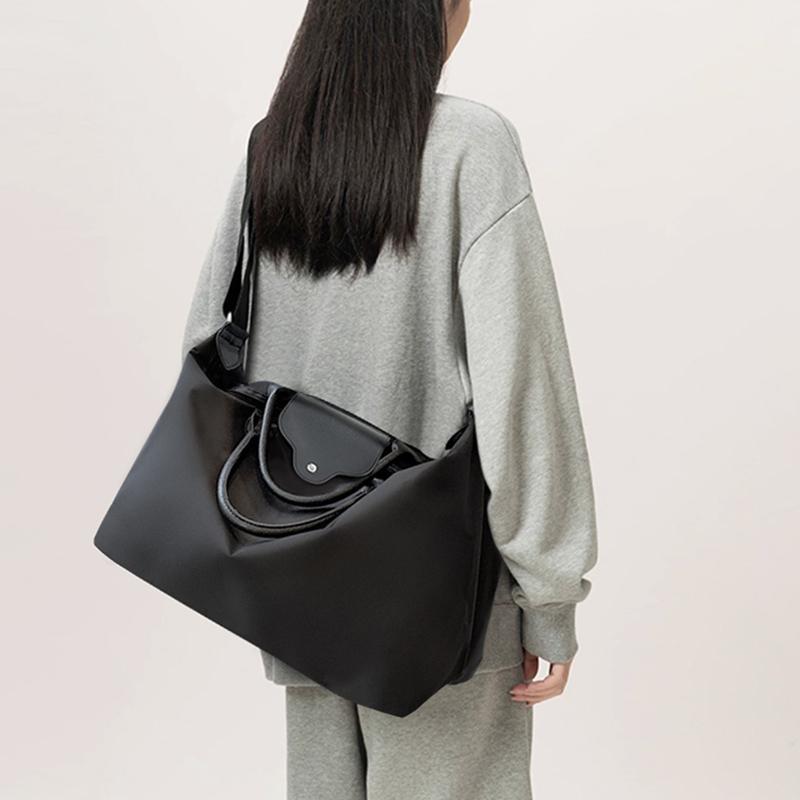 おしゃれ カジュアル 大容量 軽い バッグ　ハンドバッグ　トラベル ミュージシャンの 手 荷物 バッグ短 距離 旅行 バッグ 女性用大容量 出張用 トロリー 付き