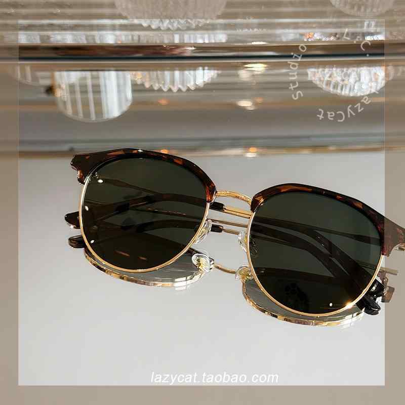 軽量 変色レンズ 調光 紫外線カット サングラス　めがね　スタイリッシュ 55 mm レトロ 眉毛 フレーム ..