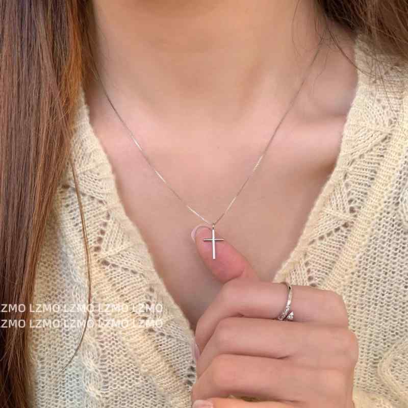 男女兼用 普段使い デイリー 華奢 かわいい ネックレス　十字架　クロス LZMO クロス | S925 スター リ..