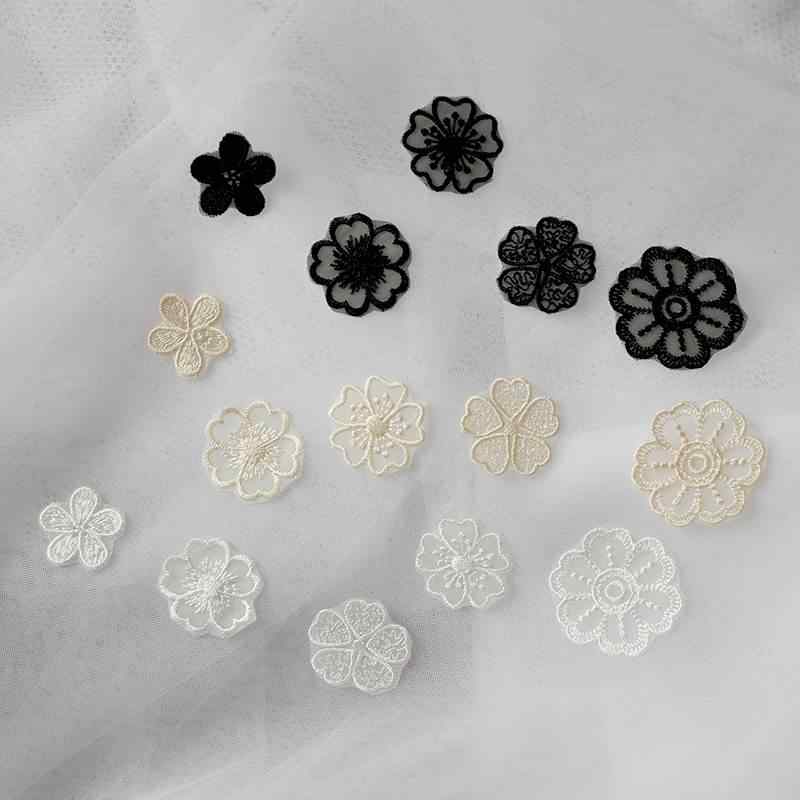 接着 アイロン 繊維 素材 布　生地　無地　 ダウン ジャケット パッチ スノーフレーク ベージュ 高級 衣類 防水 粘着 小さい レース 刺繍 アップリケ