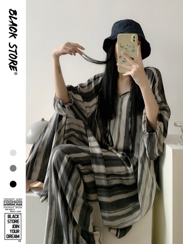 おしゃれ 伸びる 伸縮性 楽のび ストライプ パジャマ スウェット チャイナ風 インク ストライプ コットンシルク パジャマ 女性用 秋 2025 高級 七分袖 ズボン ホームウェア スーツ