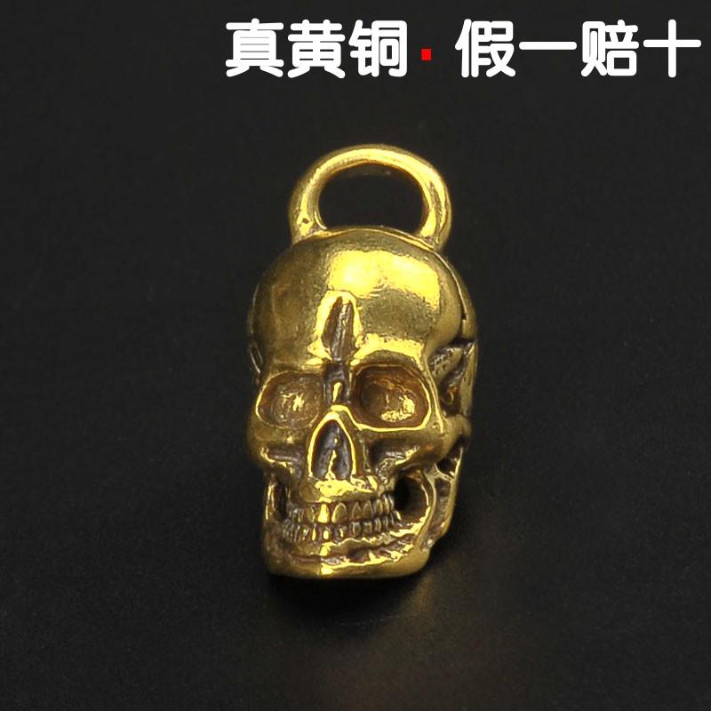 かっこいい カジュアル キーホルダー アクセサリー メタル 真鍮 キーホルダー ペンダント スカルヘッド メンズ 威圧的で クールな ジュエリー カー カップル...