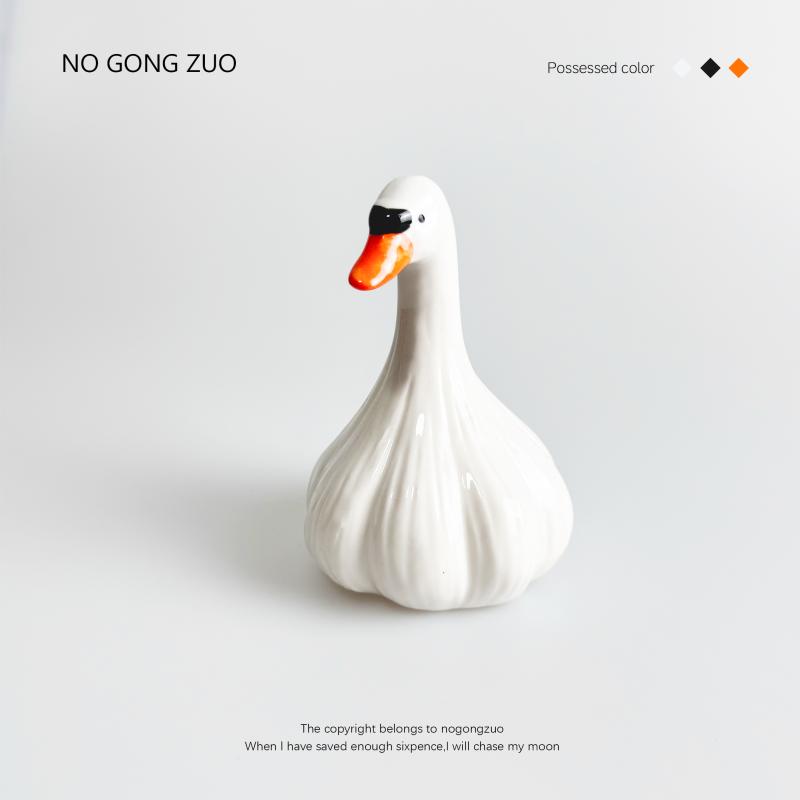 木製玩具 北欧雑貨 インテリア 置物 　おもちゃ　ホビー ニンニク アヒルを 食べる のは大した ことじ..