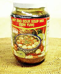 酸っぱ辛さが美味さの秘密トムヤムペースト（トムヤムクンの素・輸入食材・輸入食品)世界3大スープの1つ！　TOMYAM PASTE　454g（タイ料理・業務用）