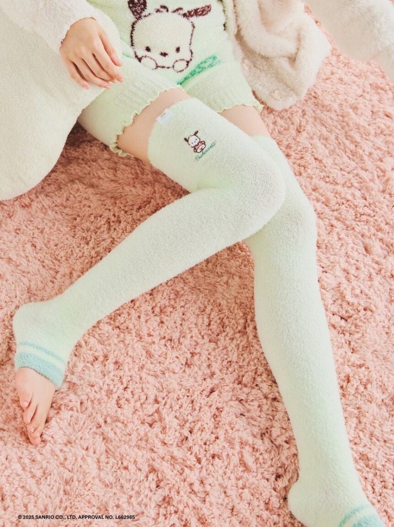 【SALE／20%OFF】ポチャッコもこもこ着圧ナイトオーバーニーソックス Ballelite バレリット 靴下・レッ..