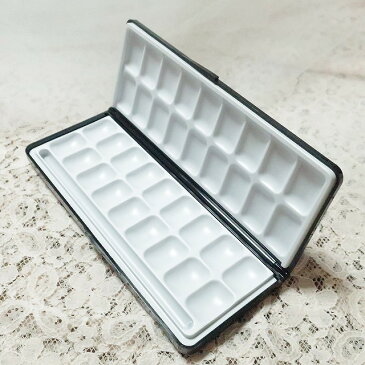 【大人気】リップ パレット 空 ケース 017,メイクパレット ケース,口紅パレットケース,詰め替え,発表会プレゼント,化粧道具