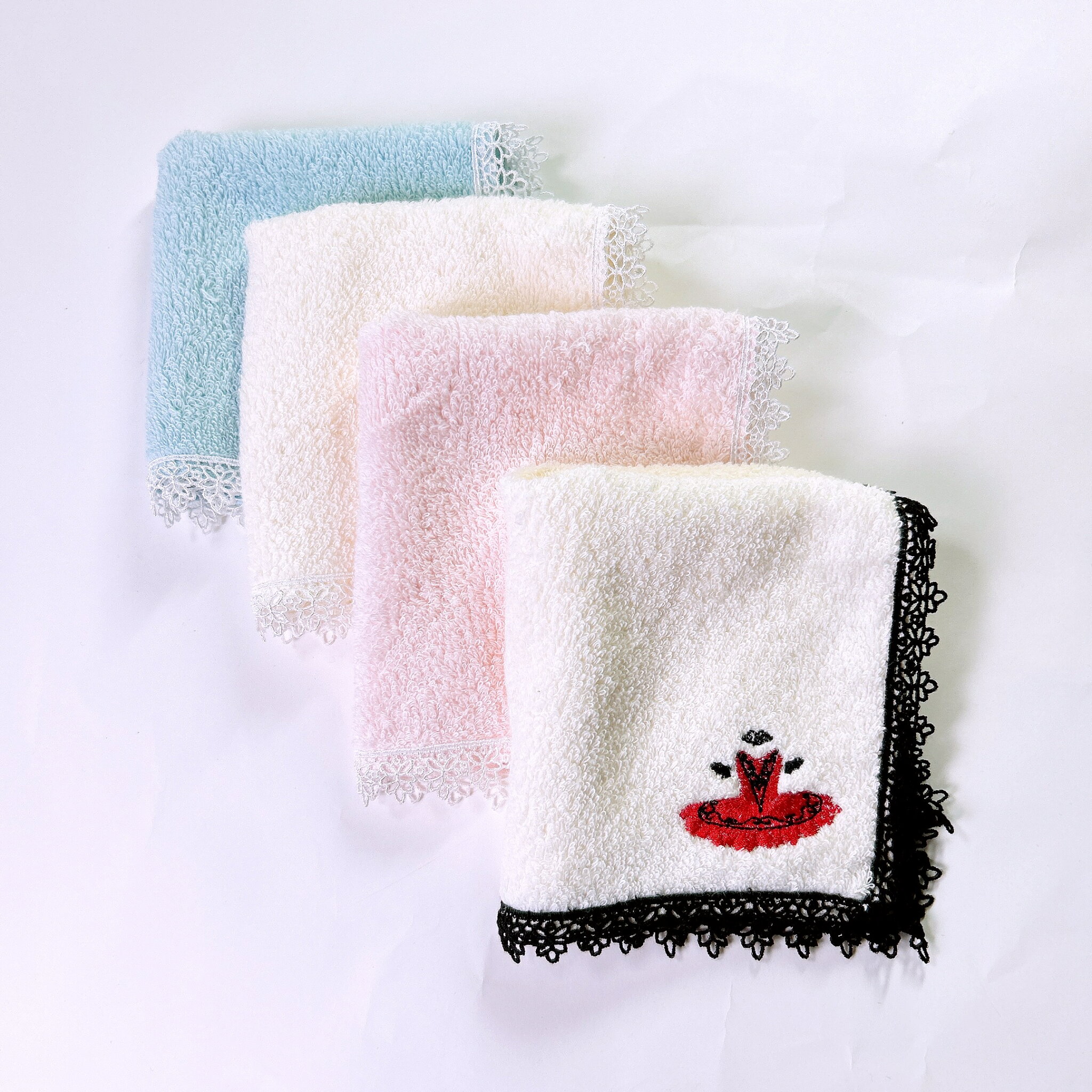 【クーポンあり】バレエ タオル ギフト A レース タオル チュチュ 刺繍 衣装 バレエ 発表会 プレゼント バレエ タオル ハンカチ バレリーナ 人気 おすすめ おしゃれ かわいい 子供 大人 日本製 記念品 楽屋見舞い Ballet Ballerina キトリ ドン・キホーテ お祝い