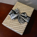 ラッピング ギフト ボックス 楽譜 包装紙 鍵盤 リボン プレゼント ボックス 箱 BOX 化粧箱 おしゃれ 発表会 プレゼント 飾り箱 貼り箱 おすすめ 人気 贈答 グッズ ゴージャス 豪華 装飾 ショップ 販売 安い 通販 ピアノ バレエ 音楽 お祝い 記念品 コンクール スペシャル