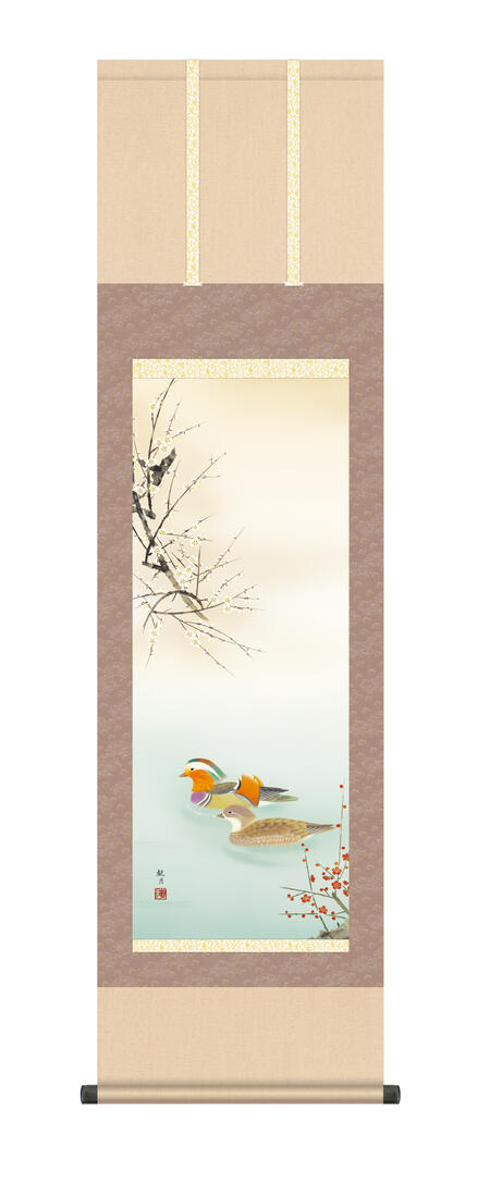 サイズ幅44.5×高さ約164本紙新絹本軸先陶器収納化粧箱収納保証表装品質10年間保証付き。 ご購入後、10年以内のご購入者の責によらない掛軸の反り、歪み、破損等がある場合、無料にて補修・交換させて頂きます。花鳥画 「鴛鴦」森山観月　作日本の美しい花々と可愛らしい鳥を描いた花鳥画シリーズサイズは以下の通りです。 関連商品はこちら花鳥画 「南天福寿」 冬掛け 掛け軸 ＜...10,000円花鳥画 「南天に雀」 冬掛け 掛け軸 ＜...10,000円花鳥画 「南天福寿」 冬掛け 掛け軸 ＜...10,000円花鳥画 「鴛鴦」 冬掛け 掛け軸 ＜送料...12,000円花鳥画 「鴛鴦」 冬掛け 掛け軸 ＜送料...10,000円