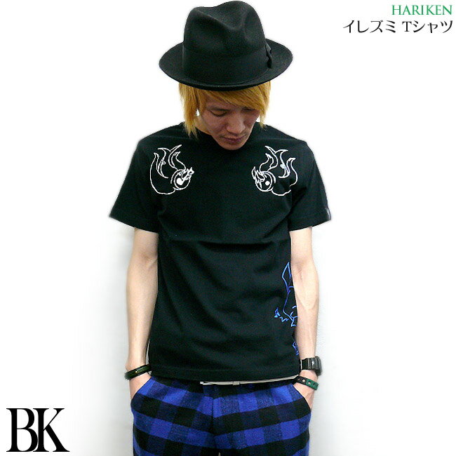 イレズミ Tシャツ (ブラック) - HARIKEN ハリケン har004tee-bk -X- 半袖 黒色 刺青 入れ墨 タトゥー柄 ツバメ ハート イラスト PUNKROCK パンクロックTシャツ ストリート アメカジ カジュアルコーデ かっこかわいい 綿100% BLACK Tshirt コットン 綿100%