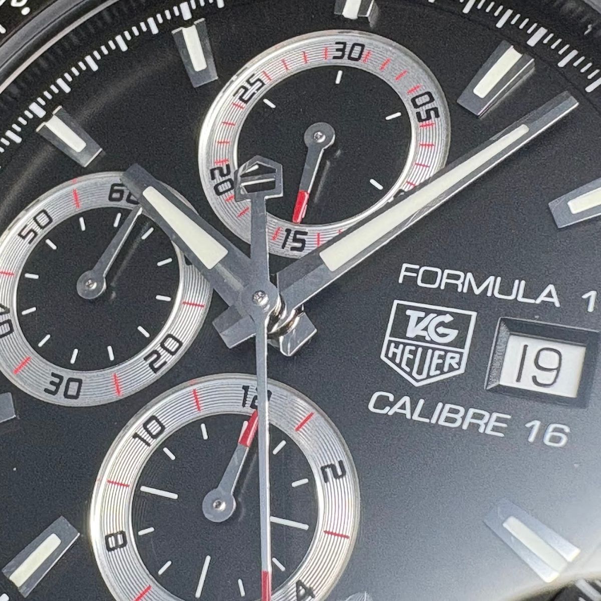 タグホイヤー TAG HEUER CAZ2011.FT8024 フォーミュラ1 キャリバー16 デイト クロノグラフ 自動巻き bamboo-watch-10000053 Bamboo Watch Japan サンプル画像3