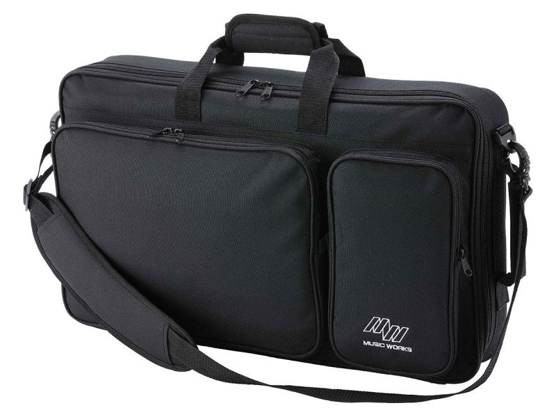 【正規品】 MUSICWORKS(ミュージックワークス) MUSIC WORKSエフェクターケース &amp; ボード バッグンボード 3WAY EBB3H-L/BK ラージエフェクターボードを付属させたソフトバッグボード付だから、そのまま置くだけでスタジオやステージでのセッティング時間を短縮大きなマルチエフェクターも収納可能スコアやシールドなども収納できる大容量バックパック/肩掛け/手提げ(縦&amp;横)の3ウェイ