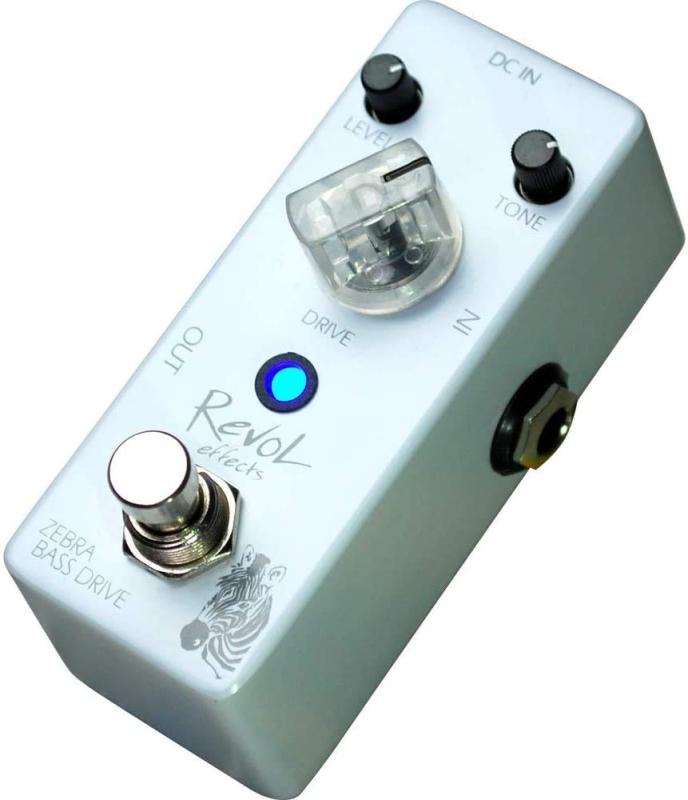 Revol effects レヴォルエフェクツ エフェクター ベース用 オーバードライブ ZEBRA BS DRIVE EBOD-01ベース用真空管アンプのボリュームを上げて作り出されるオーバートーン・サウンドを再現TONEノブはセンターポジションから左に回すことでロー・エンドがより厚くなり、右に回すことでより鮮明なトーンを作り上げます重量：140gサイズ：93.5mm (D) × 42mm (W) × 52mm ()側の意匠変更により、予告なく外観上のデザイン・カラー等が変わる場合がございます