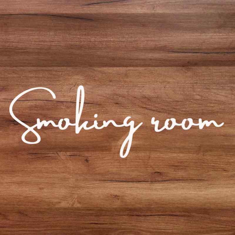 乐天商城 - [nicotto] ルームサイン ドアステッカー Smokingroom 喫煙室 シール おしゃれ スタイリッシュ 切り文字 カッティングシート 6.5×19cm 屋内
