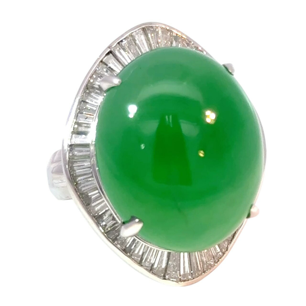 Rakuten - 天然翡翠 ジェダイト 33.13ct ダイヤモンド D2.65ct PT900 約22.2g リング ダイヤモンド 宝石 プラチナ 天然翡翠リング 中古指輪 オーバル カボション ダイヤ取り巻き バレリーナセッティング ジェイダイト ハイジュエリー 目立つ 大粒 5月誕生石 新品仕上げ【中古】