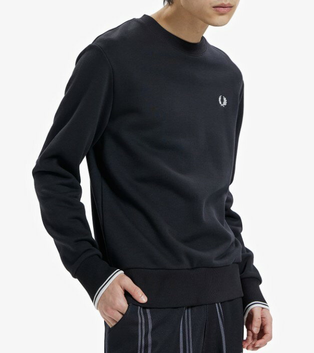 樂天商城 - FRED PERRY　【フレッドペリー】Crew Neck Sweatshirt　スウェット　トレーナー　裏毛　ロゴ刺繍　M7535