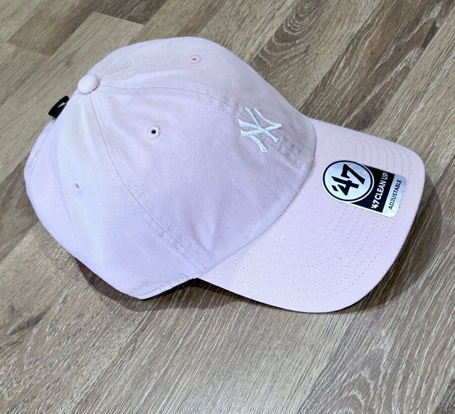 47Brand 　 色焼けで半額　写真をご確認ください。　ニューヨークヤンキース キャップ　ベースランナー ‘47 クリーンナップ　ピンク　Yankees Base Runner ‘47 CLEAN UP Pink　ベースボールキャップ　帽子　メジャーリーグ