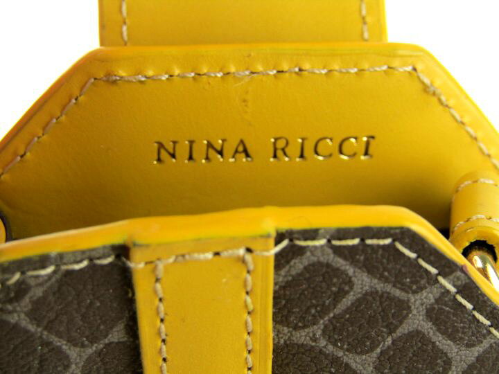 NINA RICCI ニナリッチ バッグチャーム マルチケース ジラフ柄 PVC/レザー ホルダー ポーチ ブランド レディース ブラウン 【中古】