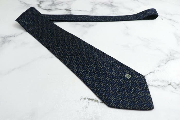 【中古】【輸入品・未使用】Hi-Tie ネクタイ 6点セット シルクネクタイ 蝶ネクタイ ポケット 正方形 ラペルピン ゴールド ネクタイチェーン カフスボタンセット US サイズ: