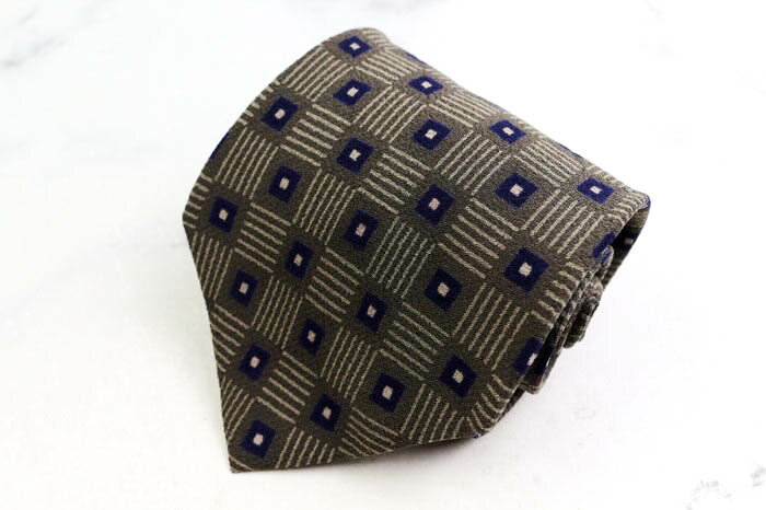 ヒューゴボス ブランド ネクタイ 格