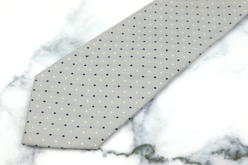 シンプルフレーズクラバット SIMPLE PHRASE CRAVAT ドット柄 グレー ポリエステル ブランド ネクタイ 送料無料 【中古】【美品】 シンプルフレーズクラバット SIMPLE PHRASE CRAVAT ドット柄 グレー ポリエステル ブランド ネクタイ 送料無料 【中古】【美品】