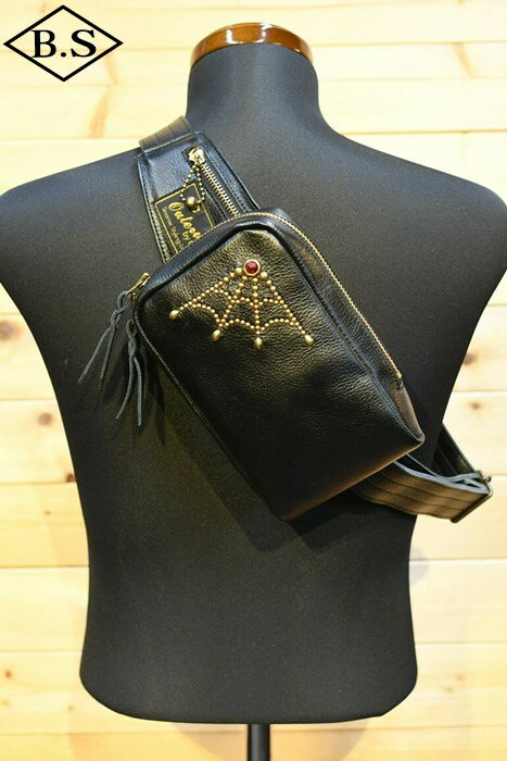 【期間限定ポイント5倍】クッシュマン バッグ CUSHMAN 29116 LEATHER SHOULDER BAG STUDS S レザー ショルダー バッグ スタッズ スモール