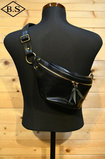 オーパス インセプション OPUS INCEPTION バッグ IPCEB-02 クロムエクセル レザーファニーパック CHROMEXCEL LEATHER FUNNY PACK BLACK オーパス インセプション OPUS INCEPTION バッグ IPCEB-02 クロムエクセル レザーファニーパック CHROMEXCEL LEATHER FUNNY PACK BLACK