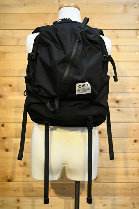 シーエムエフ アウトドアガーメント CMF OUTDOOR GARMENT バッグ CMF2401-AC17 WEEKENDERZ 20 SMOOTH NYLON BLACK