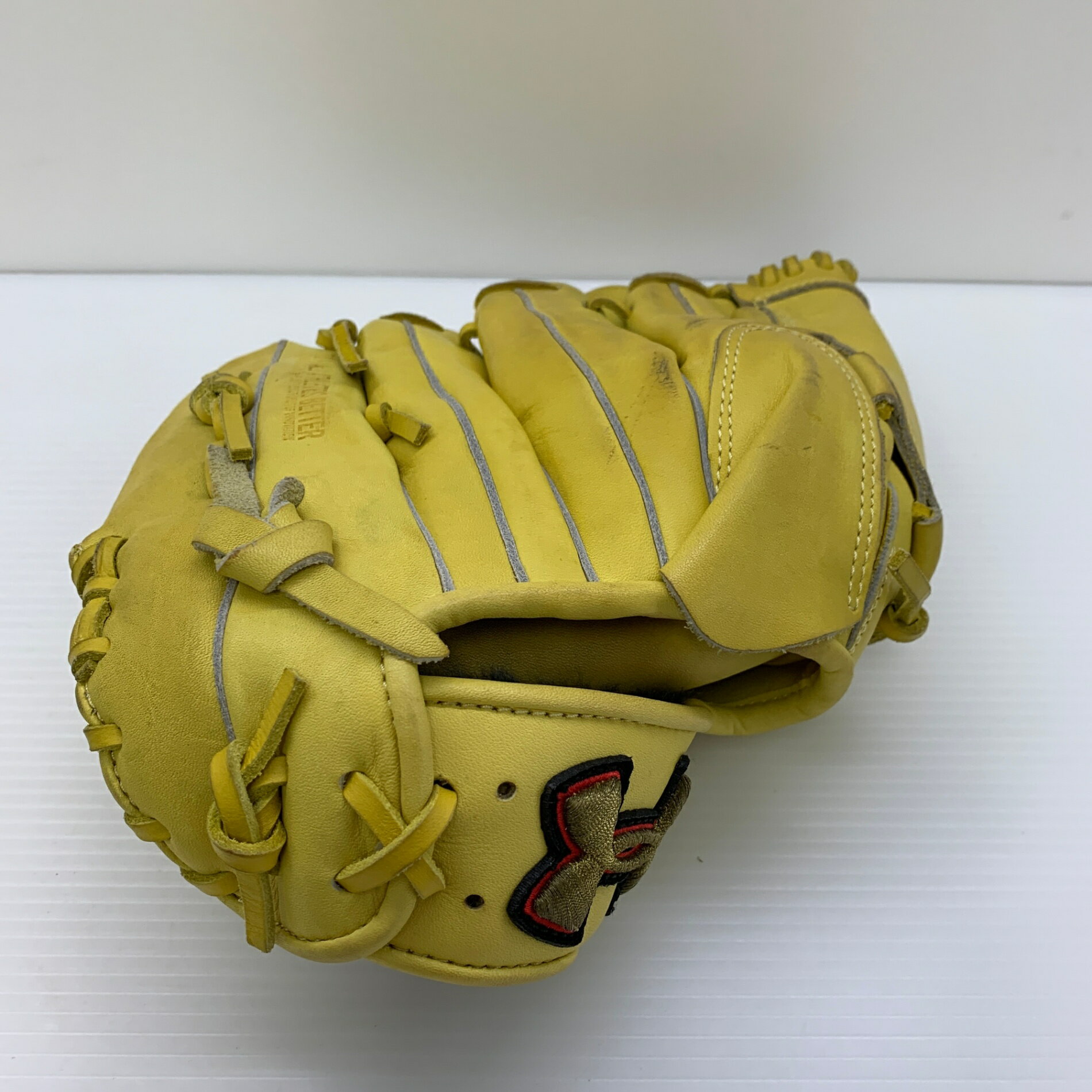UNDER ARMOUR 軟式グローブ CB8041 イエロー UNDER ARMOUR 軟式グローブ CB8041 イエロー 楽天市場】アンダー