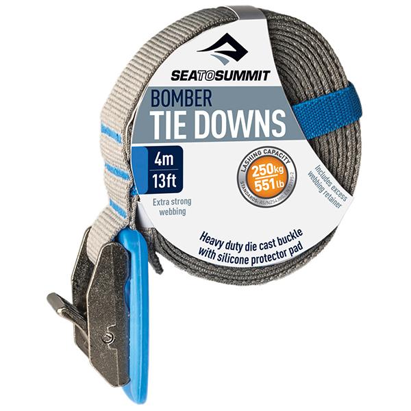 商品情報 ≪SEA TO SUMMIT / BOMBER TIE DOWNS 13ft≫ ニッケルメッキされた亜鉛合金バックルをラバーで保護した多目的タイダウンストラップ。 ウェビングが紫外線防護仕様の25mm幅ポリエステル製にアップグレード。 携帯時にコイル状にまとめられるエラスチックループが付属。 ▼ 仕様 / スペック ▼> 重量：137g サイズ：4m/1本 耐荷重：250kg ●特徴 ・耐荷重250kg(AS/NZS4380適合) ・紫外線防護仕様の25mm幅ポリエステルウェビング ・ラバーカバー付の頑丈なダイキャストバックル ・コイル状に収納できるエラスチックループ付属 ・サイズによって色分けされた3サイズ(2、3、4m) 　※セット商品ではありません ※ブラウザやお使いのモニター環境により、 　掲載画像と実際の商品の色味が若干異なる場合があります。 　商品詳細画像は今シーズン展開外カラーを掲載していることがあります。 　掲載の価格・デザイン・仕様について、予告なく変更することがあります。 　予めご了承ください。