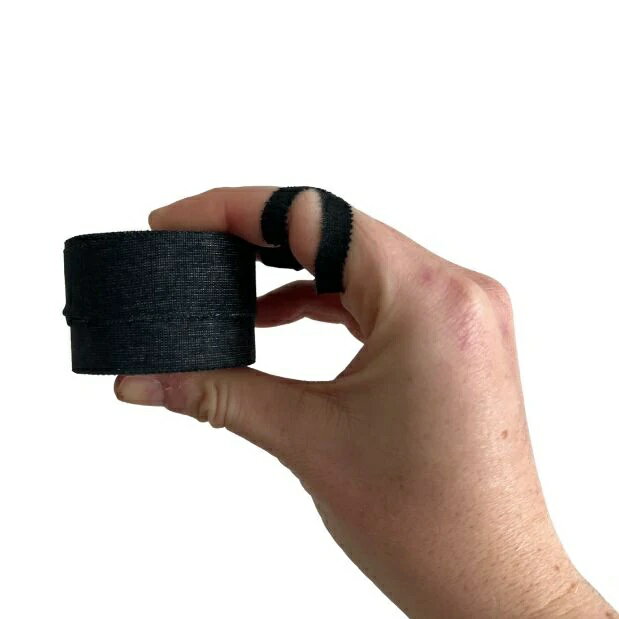 �� Friction Labs �եꥯ������� ATHLETIC FINGER TAPE �� Ǵ�����ι⤤�ơ��ԥ� ��ñ���ڤ�ʬ���뤳�Ȥ��Ǥ��������ʾ��ˤ��Ψ�褯