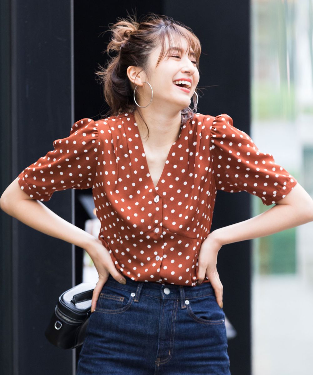【送料無料】レディース トップス ブラウス ドット シャツ Vネック 5分袖 半袖 春夏 BASEMENTonline 2020SS【宅配便】【BO2020SS】(予約 4月25日〜28日順次発送)