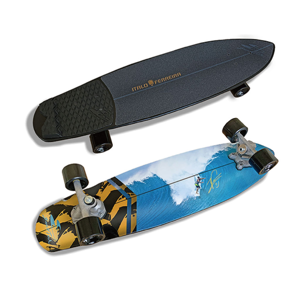 当店取扱のSURF SKATE ITALO PRO はONE WORLD LTDより入荷しました日本正規品です。 SURF SKATE ITALO PRO TUBE SWELLTECH 「最もサーフィンに近い動きが出来る」と評判のスウェルテックトラックシステムを採用。 デッキシェイプとスプリング機能のバージョンアップによって、よりサーフィンの技を磨きやすい設計が施されました。 23インチと長めホールベースなので安定感抜群。 サーフィンの基礎的な動きをスムーズに実現したい方にオススメのモデル。 身長152-183cmの方にベストなサイズ設定。 【SWELLTECH ITALO FERREIRA PRO MODEL】 オリンピック金メダリスト イタロ・フェレイラ シグネイチャーモデル。 ■ ITALO PRO TUBE SURF SKATE SWELL TECH SYSTEM WHEEL BASE: 23″ DECK LENGTH: 37" TRACTION PAD TAIL WIDTH: 7.5" ABEC 7 BEARINGS 70mm 78A WHEELS こちらの商品は送料がサービスとなります。 同梱商品も送料無料です！ 沖縄・離島への発送は送料無料の対象外となります、ご了承下さい。 *お客様のご都合による返品・交換はお受けしておりません、ご確認のうえご注文をお願いいたします。店舗内カテゴリ　＞　サーフスケートボード　 こちらの商品は送料がサービスとなります。 沖縄・離島への発送は送料無料の対象外となります、ご了承下さい。