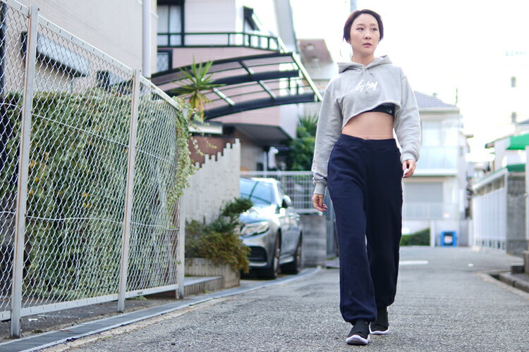 ダンス衣装ヒップホップキッズ無地スウェットパンツ大きいサイズゆったりおしゃれダンス衣装スウェットキッズパンツズボン女の子男の子メンズレディースおすすめ110130150SMLXLXXL黒白赤綿100%ダボダボ太め部屋着ストリートカジュアル