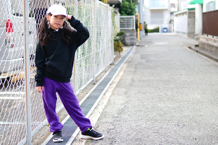 ダンス衣装ヒップホップキッズ無地スウェットパンツ大きいサイズゆったりおしゃれダンス衣装スウェットキッズパンツズボン女の子男の子メンズレディースおすすめ110130150SMLXLXXL黒白赤綿100%ダボダボ太め部屋着ストリートカジュアル